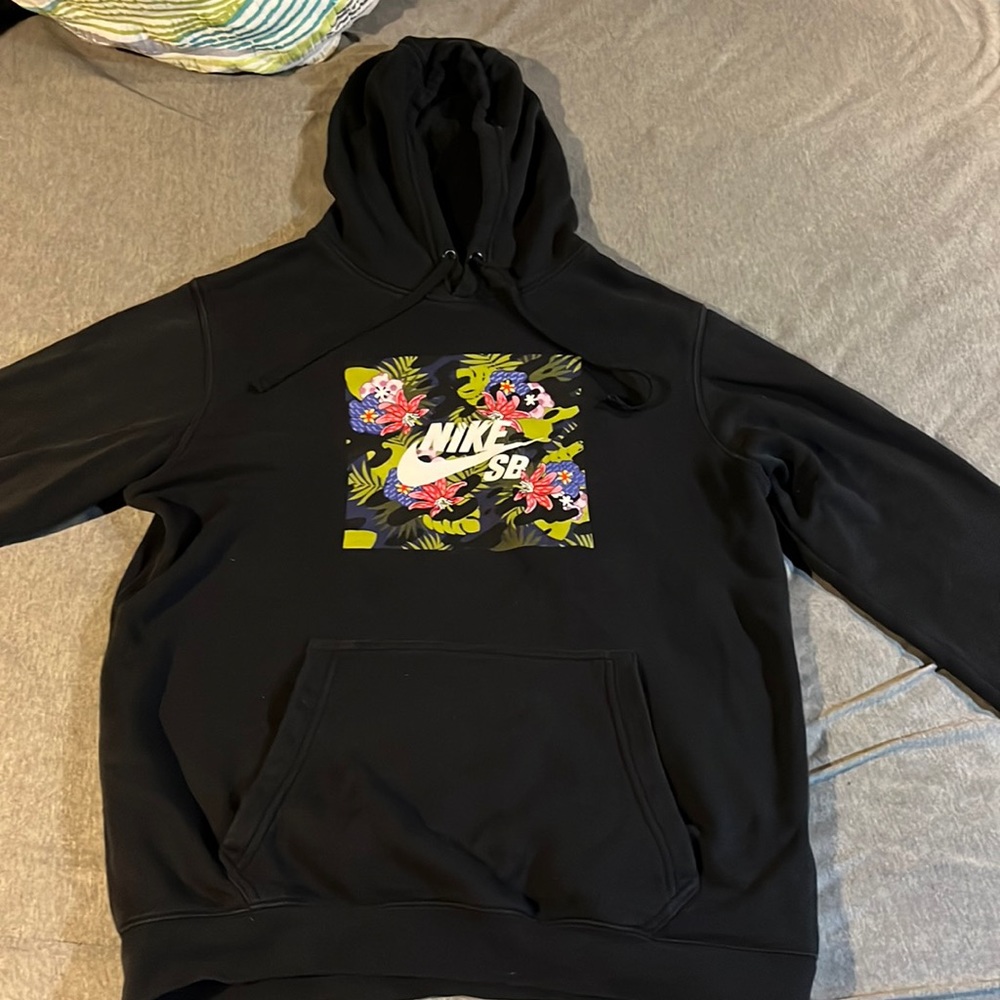 medium black Nike hoodie